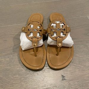 Tory Burch Miller Sandal in Sand Patent, Size 5.5